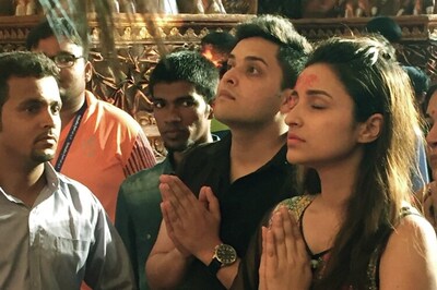 Snapshot: Parineeti Chopra seeks divine blessings at Lalbaughcha Raja