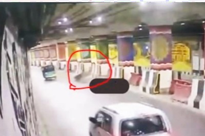 On Cam | Delhi Cop On Scooter Rams Into Divider Inside Pragati Maidan Tunnel, Dies