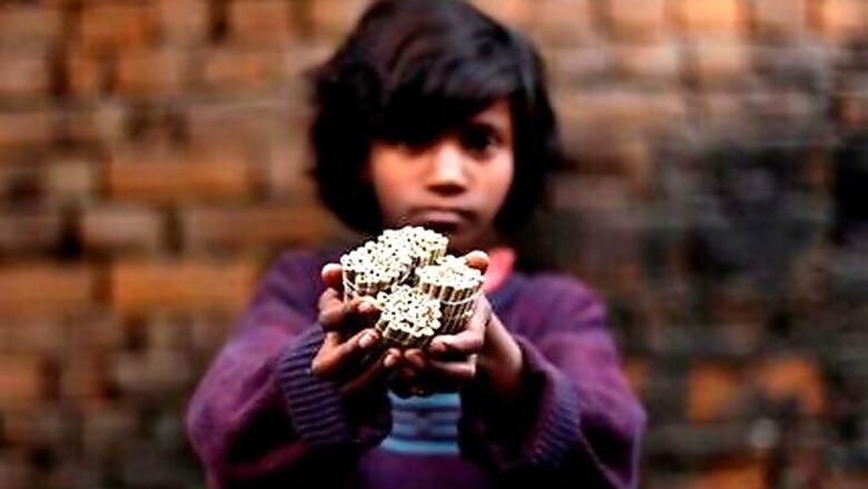 Poor more prone to smoking in India: WHO study