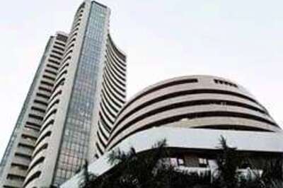 Sensex gains 100 pts on F&O expiry