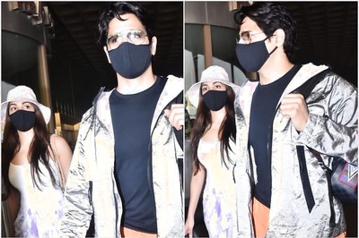 Sidharth Malhotra and Kiara Advani Leave for Maldives to Celebrate New Year 2021