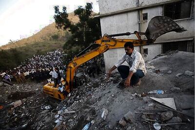 Thane building collapse: Nine victims yet to be identified