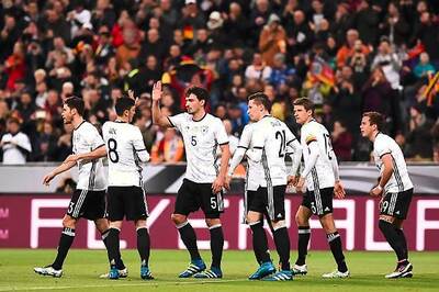 Germany rout Italy, England lose to Netherlands in international friendlies