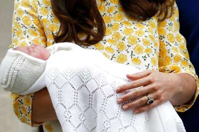 Take It Easy, Experts Suggest Young Mothers