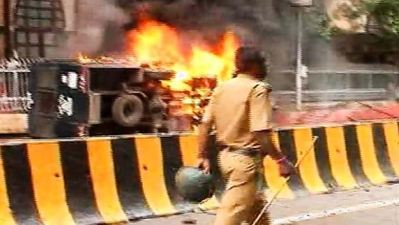 Azad Maidan riot: Two accused get bail