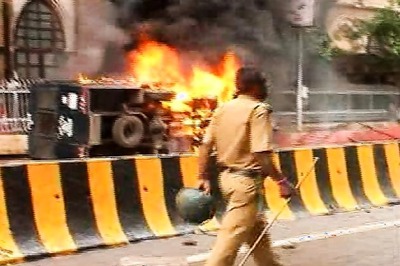 Azad Maidan riot: Two accused get bail
