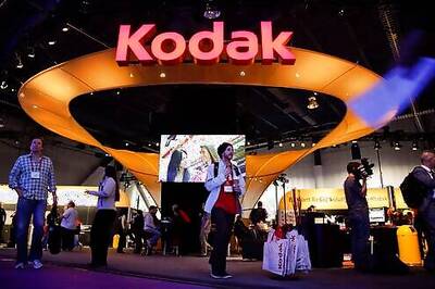 Review Finds Flaws In How Kodak Handled CEO Stock Grants