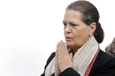 Sonia Gandhi leaves for US for medical check-up