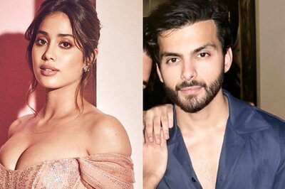 'Jealous' Janhvi Kapoor Asks Shikhar Pahariya 'Who Is This Pink Girl'; He Replies 'I'm All Yours'