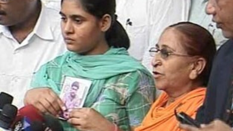 Indian prisoner Sarabjit's family seeks help for release