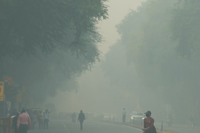 Minimum Temp in Delhi Settles at 7.9 Degrees Celsius