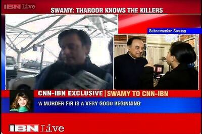 Shashi Tharoor should reveal the identity of Sunanda's killer: Subramanian Swamy