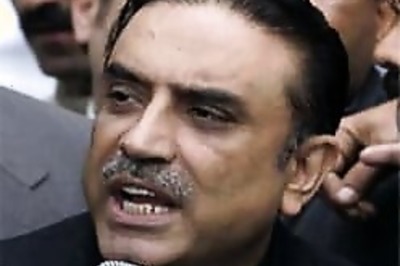 Marriott blast: Prez Zardari likely to delay US visit