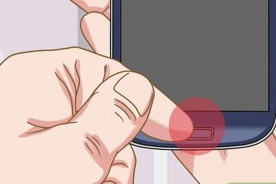 How to Access the Camera on Samsung Galaxy