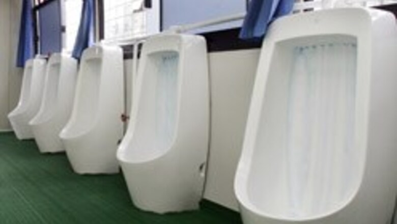 It’s called ‘toilet diplomacy’