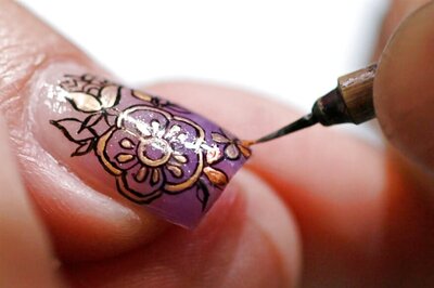 New York Fashion Week: The Most Eye-Catching Manicures Seen On The Runway So Far