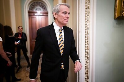 GOP Senator, Business Leaders Urge Prompt Biden Transition