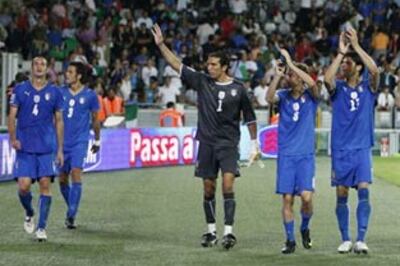 Grosso, Iaquinta take Italy past Bulgaria