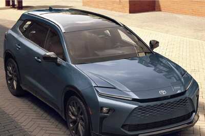 2025 Toyota Crown Signia SUV Unveiled, Details Inside