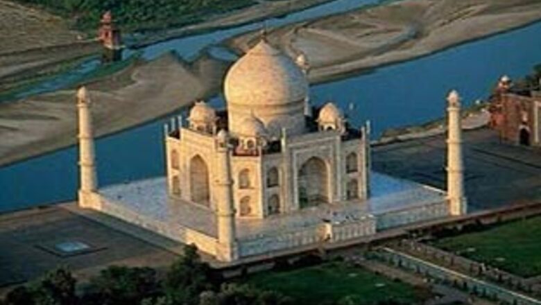 Taj Mahal given mud-pack, gets allergy instead