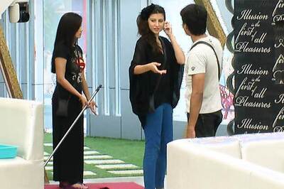 Bigg Boss 6 Live Blog: Common man Kashif calls Karishma 'honey'