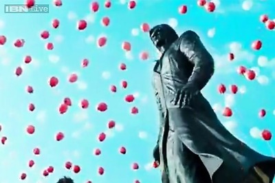 Krrish 3: Watch Hrithik, Priyanka dance to the tunes of 'God Allah Aur Bhagwan'