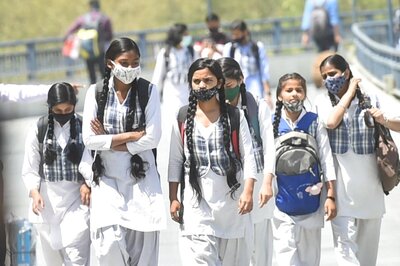 Delhi HC Stays DCW Order Summoning MCD Commissioner Over Safety of Girls in Primary Schools