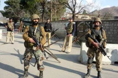 Pak troops take town in Buner; jets pound Taliban