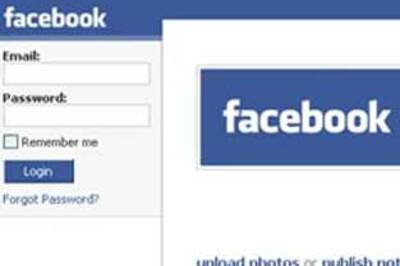 Facebook ban of breast-feeding pics sparks row