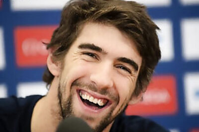 Phelps to test shape, old suits at World Cup meet