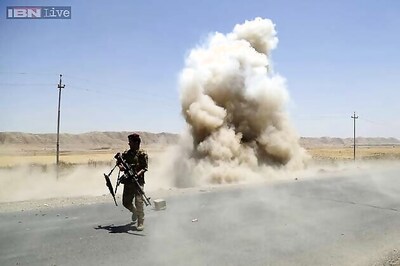 Iraq appeals for US air strikes on advancing militants