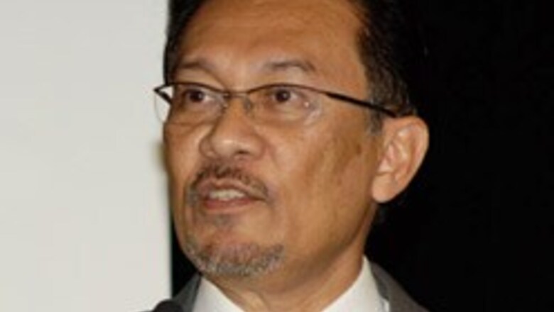 Ex DPM detained, 20 protestors arrested in Malaysia