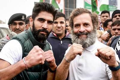 Lok Sabha Polls: Why 'Gandhi Favourite', Boxer Vijender Singh's 'Ghar Wapsi' to BJP is Big Blow for the Congress