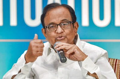 'Pictures Worth a Million Words': Chidambaram Contrasts Modi & Manmohan's Visits to Injured Soldiers