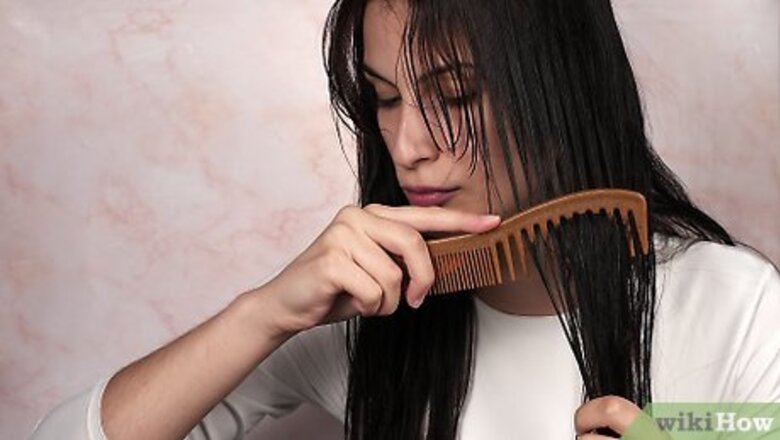 How to Apply Almond Oil to Hair