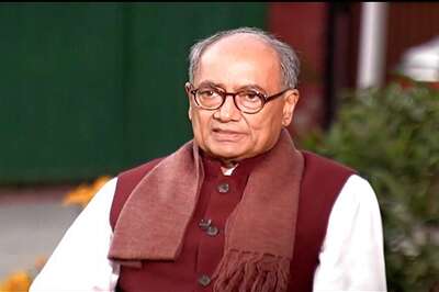 In 20-Tweet Goa Defence, Digvijaya Says Will Petition President Against Governor