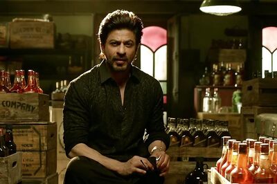 SRK Believes Demonetisation Issue Will Get Resolved by the Time Raees Releases