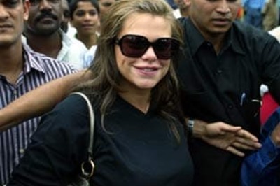 Doctors praise fighter Jade Goody's strong heart