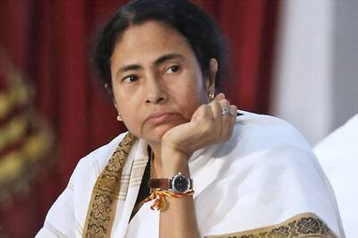 Mamata Banerjee seeks chamber's help in setting finances right