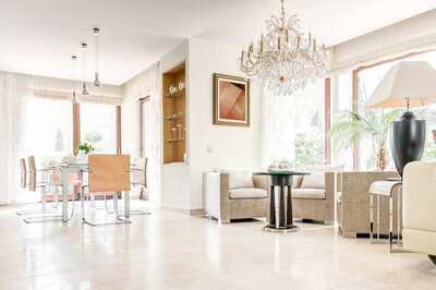 How To Choose The Right Type Of Tile To Add Glam To Your Home? 