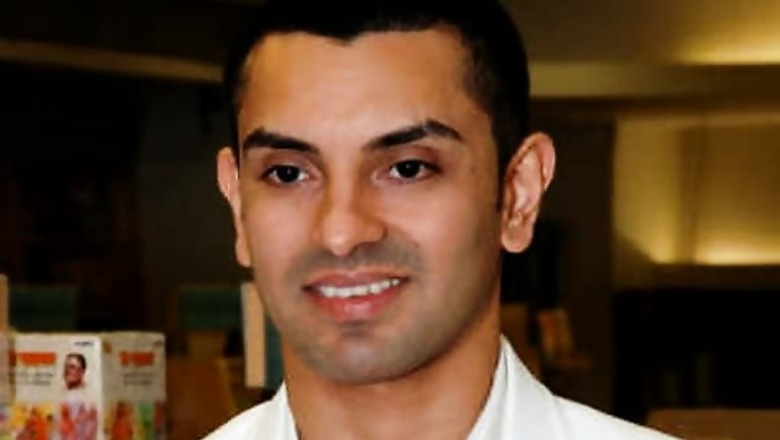 Prime time panelists wooed by reality show producers; after Kumar Vishwas, Tehseen Poonawalla gets offers