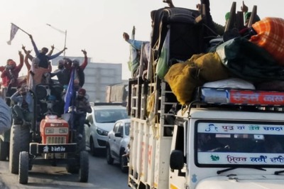 15 Month-long Farmers' Protest Ends, Agitators Celebrate Amid 'Victory March'; Traffic Affected