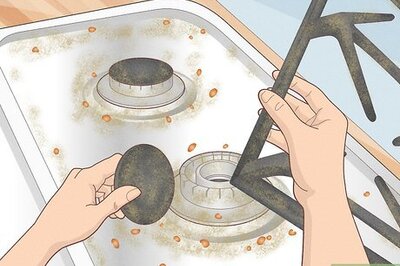 The Best Ways to Clean a Gas Stove and Burners
