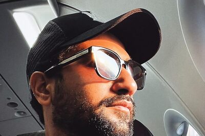 Vicky Kaushal Drops Dashing Selfie as He Reaches 'City No 10' for Sam Bahadur, Take a Look