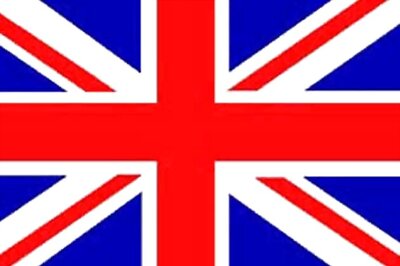 Britain shuts embassy in Syria, withdraws staff