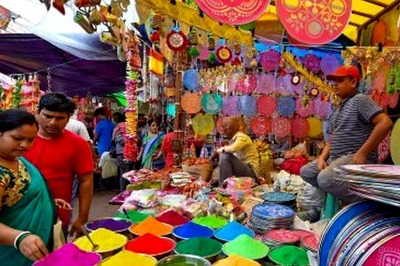 'Celebrate & Shop Online': Centre Issues Fresh Covid-19 Advisory for Festivals