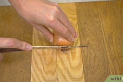 How to Extract Juice from an Onion