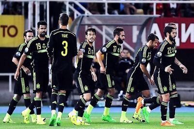 Spain edge past Macedonia to move closer to Euro 2016