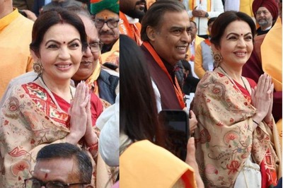 Grace and Grandeur: Nita Ambani Looks Regal in a Gorgeous Crimson Saree at Ram Mandir Pran Prathista Ceremony