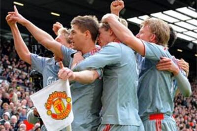 Liverpool rout Manchester United, revive EPL title race